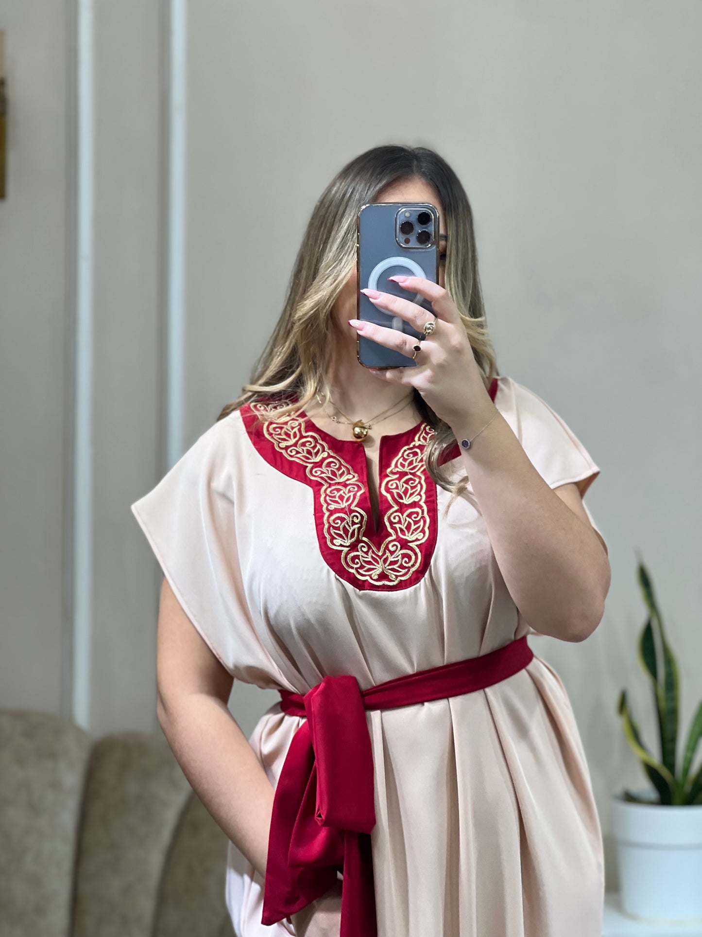 robe GiGi
